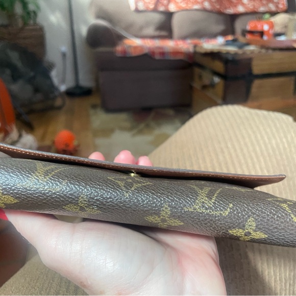 Wallet - Picture 13 of 13